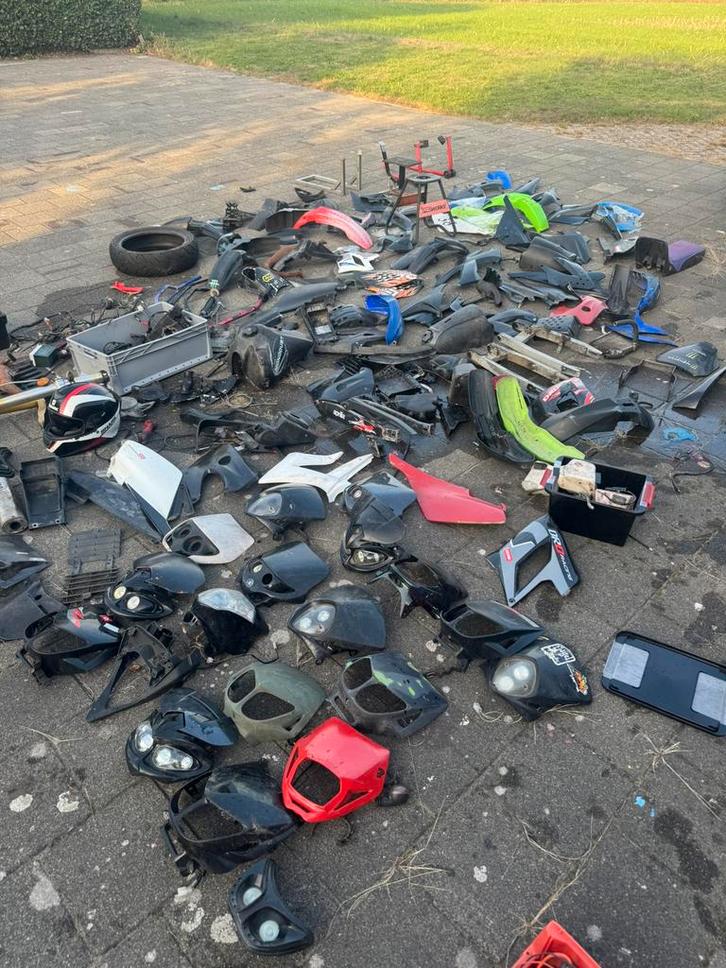 Grote Partij derbi senda xtreme xrace drd etc onderdelen, Fietsen en Brommers, Brommeronderdelen | Algemeen, Gebruikt, Overige typen