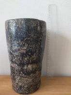 Zware vaas / bloempot (excl. plant), Overige kleuren, Aardewerk of Porselein, Ophalen of Verzenden, Zo goed als nieuw