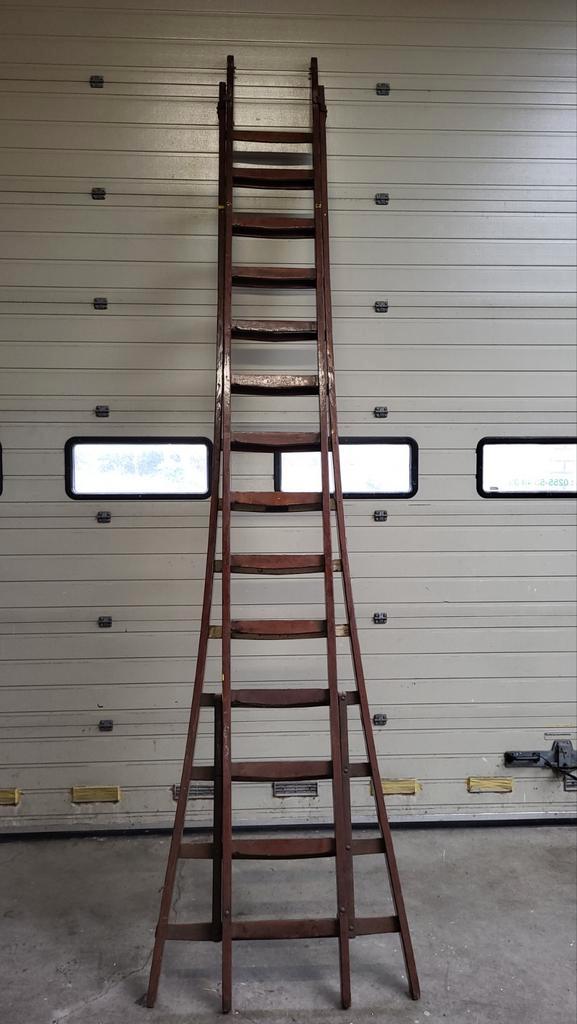 Decoratieve Houten Ladder, Doe-het-zelf en Verbouw, Ladders en Trappen, Ophalen