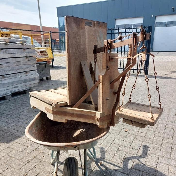 Antieke Bascule Olifant 200kg, Antiek en Kunst, Antiek | Gereedschap en Instrumenten, Ophalen