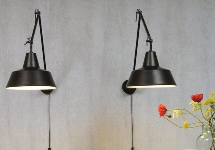 2 wandlampen zwart. Merk: It’s about RoMi Chicago wandlamp, Huis en Inrichting, Lampen | Wandlampen, Zo goed als nieuw, Metaal