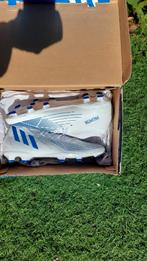 Adidas Predator voetbalschoenen, Maat XS of kleiner, Ophalen of Verzenden, Nieuw, Schoenen