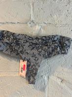 Chantal Thomass string maat 40 NIEUW!! Nu €10,-, Kleding | Dames, Ophalen of Verzenden, String