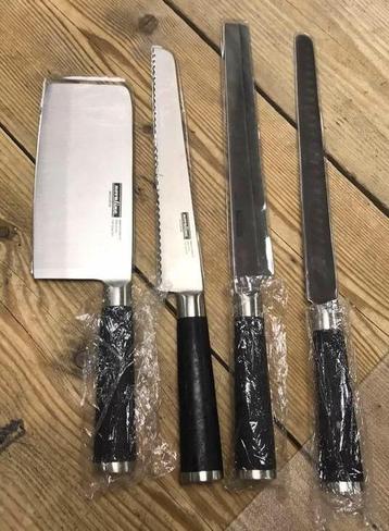 Novaline exclusive 4 delig messenset beschikbaar voor biedingen