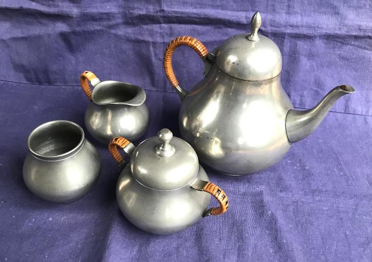 Koffie / theesetje van tin, Antiek en Kunst, Antiek | Tin, Ophalen of Verzenden