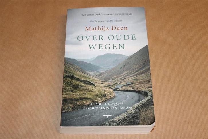 Over Oude Wegen — Mathijs Deen — Bekroond Geschiedenisboek, Boeken, Romans, Gelezen, Ophalen of Verzenden