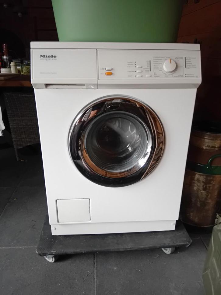 Miele Novotronic W843 Wasmachine, Witgoed en Apparatuur, Wasmachines, Gebruikt, Voorlader, 4 tot 6 kg, 85 tot 90 cm, Minder dan 1200 toeren