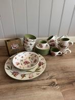 Jet ter Steege Peony Servies, Huis en Inrichting, Keuken | Servies, Ophalen, Zo goed als nieuw, Overige stijlen, Compleet servies