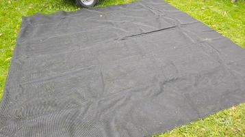 Voortent tapijt 6 x 3 meter, niet gebruikt  beschikbaar voor biedingen
