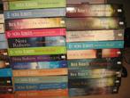 Nora Roberts    32 boeken, Ophalen of Verzenden, Zo goed als nieuw, Nederland