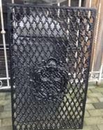 Deurrooster gietijzer Medusa 97,5/60 in twee kleuren., Doe-het-zelf en Verbouw, Deuren en Horren, Minder dan 80 cm, Overige typen