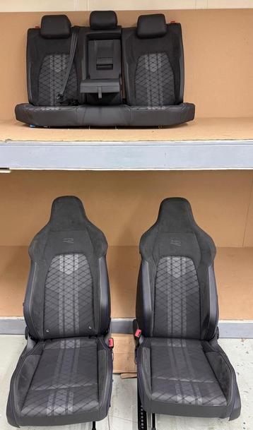 Vw Golf 8 R-line interieur stoelverwarming beschikbaar voor biedingen
