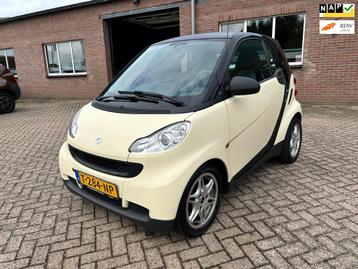 Smart Fortwo coupé 1.0 mhd Edition Pure // Nieuwe APK beschikbaar voor biedingen
