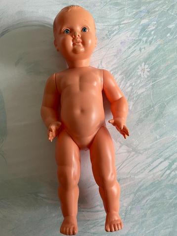 Baby pop uit de jaren 50 - 60 beschikbaar voor biedingen