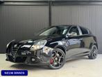 Alfa Romeo Giulietta 1.4 T Exclusive 170 PK Automaat | QV Li, Auto's, Alfa Romeo, Euro 6, 4 cilinders, Zwart, Bedrijf