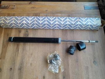 Schokbreker - NISSAN SYLVIA - Nieuw / NOS - New Old Stock beschikbaar voor biedingen