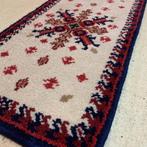 Vintage wollen Smyrna vloerkleed 110/60, Gebruikt, Etten-Leur, DJT@dejuistetoon.eu, Rood