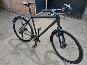 Super mooie koga met balhoofd veering... nieuw prijs 1800  beschikbaar voor biedingen