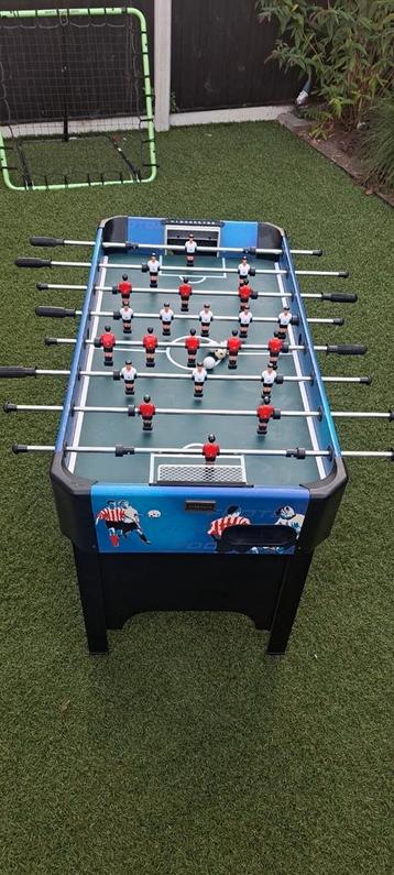 Voetbaltafel  beschikbaar voor biedingen