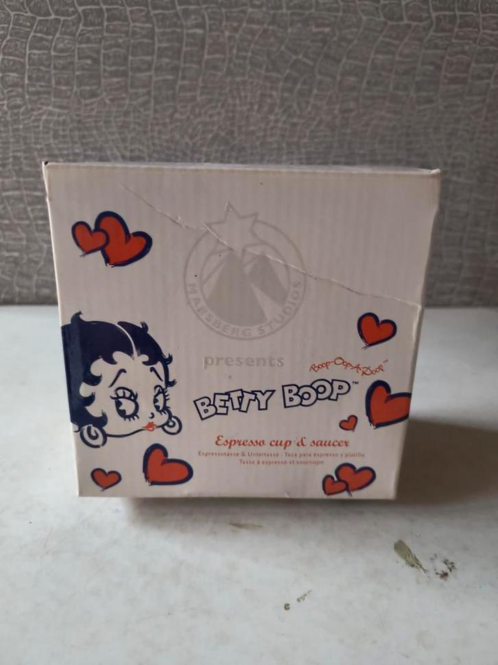 Betty Boop Espresso Kop en Schotel - Marsberg Studios, Huis en Inrichting, Keuken | Servies, Zo goed als nieuw, Kop(pen) en/of Schotel(s)