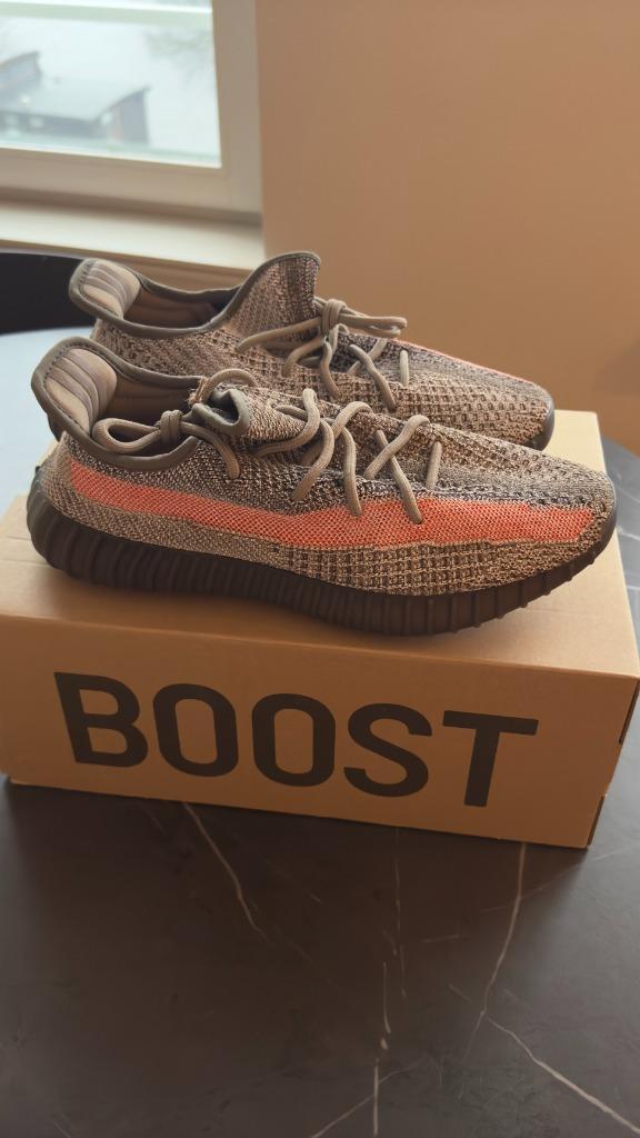 Yeezy Boost 350 V2 | Maat 44 | Deadstock | GW0089 Ash Stone, Kleding | Heren, Schoenen, Nieuw, Sneakers of Gympen, Overige kleuren