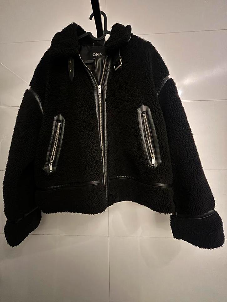 Winterjas Only - Maat M, Kleding | Dames, Jassen | Winter, Zo goed als nieuw, Maat 38/40 (M), Zwart, Ophalen of Verzenden