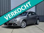 Alfa Romeo Giulietta 1.4 T Distinctive Navi - 17-inch - 100%, Voorwielaandrijving, 65 €/maand, Stof, Gebruikt