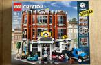 🆕 NIEUW (SEALED!): Lego Creator Expert 10264 Corner Garage, Kinderen en Baby's, Speelgoed | Duplo en Lego, Ophalen of Verzenden
