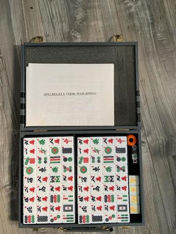 Mahjong Set in Koffer beschikbaar voor biedingen