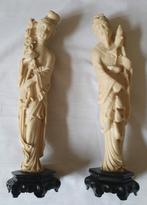 Set Ivorine oosterse beelden op houten voet, Ophalen of Verzenden