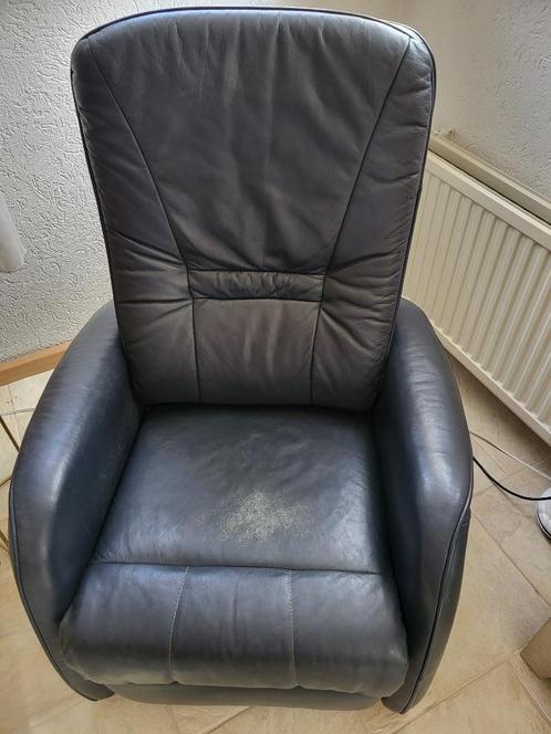 Electrische relax stoel, Huis en Inrichting, Stoelen, Gebruikt, Eén, Leer, Blauw, Ophalen