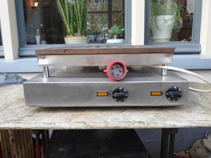 Neumarker poffertjesplaat 100 dops krachtstroom, Witgoed en Apparatuur, Wafelijzers, Zo goed als nieuw, Vaatmachinebestendige platen
