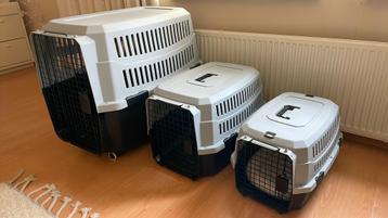 honden transportbox/ hondenbench xxl en of xs beschikbaar voor biedingen