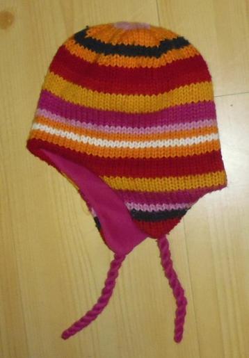 Barts fleecegevoerde gebreide muts. Omtrek is 50 cm. beschikbaar voor biedingen