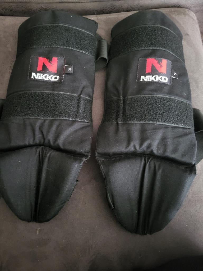 Scheenbeschermers basic S, Ophalen of Verzenden, Zo goed als nieuw, Boksbeschermers