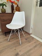 Moderne stoel, Huis en Inrichting, Stoelen, Ophalen, Zo goed als nieuw, Zwart, Eén