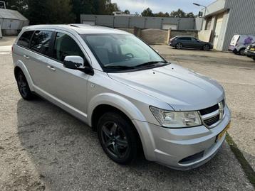 Dodge Journey 2.4 SXT (bj 2011, automaat) beschikbaar voor biedingen
