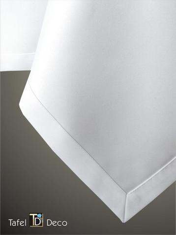 Tafelkleed, set met dekservet, wit, geborduurd 150 x 300 beschikbaar voor biedingen