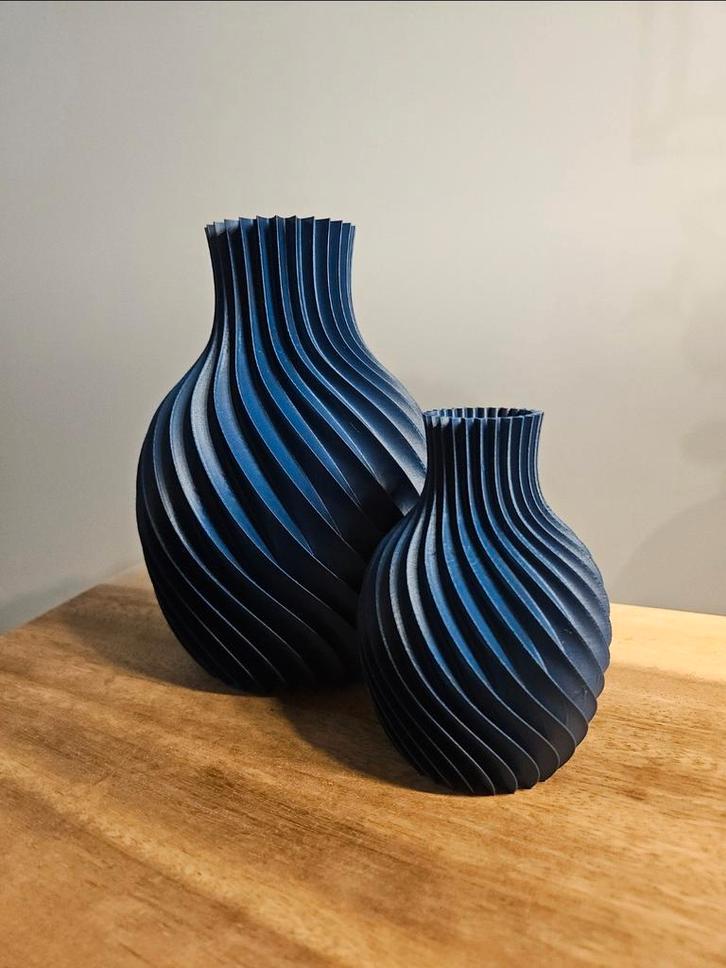 Spiraal vazen set van 2 donkerblauw 3D Design vaas, Huis en Inrichting, Woonaccessoires | Vazen, Nieuw, Overige kleuren, Minder dan 50 cm