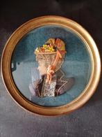 Antiek Frans lijstje  gouden houten rand bol glas Dame, Verzenden