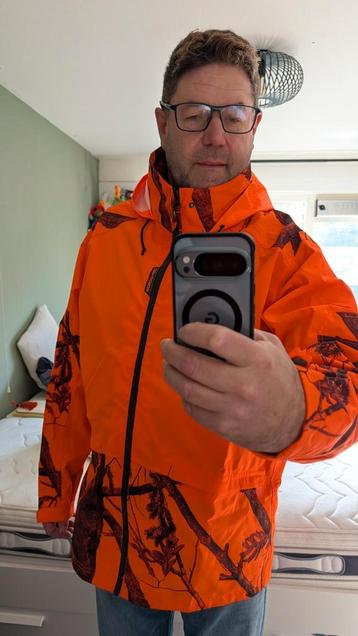 windjack waterdicht.. merk decathlon beschikbaar voor biedingen