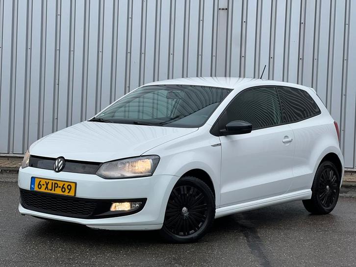 Volkswagen Polo 6C 1.4 TDI BMT Navi Carplay Euro6 2014 NAP!, Auto's, Volkswagen, Bedrijf, Polo, ABS, Airbags, Airconditioning