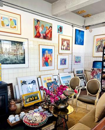 Moderne kunst & antieke schilderijen beschikbaar voor biedingen