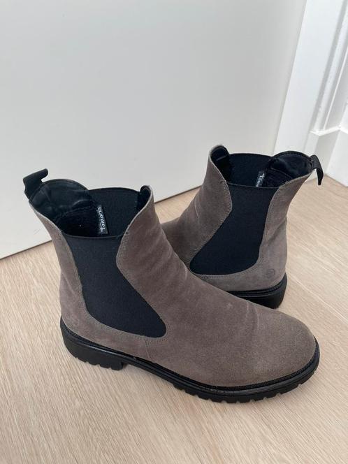Tamaris, leuke grijs suede laarsjes /Chelsea boots maat 39., Kleding | Dames, Schoenen, Gedragen, Lage of Enkellaarzen, Grijs