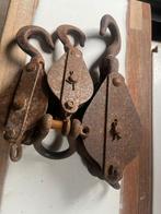 te koop 3 Stalen katrollen/Blokken, Doe-het-zelf en Verbouw, Lieren en Takels, Ophalen of Verzenden, Gebruikt, Handmatig