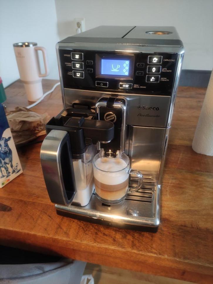 Saeco PicoBaristo  HD8927 Koffiezetapparaat Volautomaat, Witgoed en Apparatuur, Koffiezetapparaten, Gebruikt, Gemalen koffie, Koffiebonen
