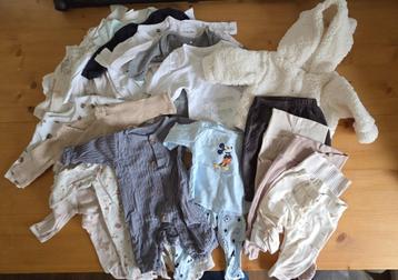 baby kleding 50-56 beschikbaar voor biedingen
