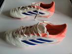 Adidas Copa Mundial Voetbalschoenen wit/oranje, maat 45 1/3, Ophalen of Verzenden, Zo goed als nieuw, Schoenen