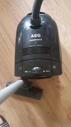 AEG STOFZUIGER 1500 W, Ophalen of Verzenden, Zo goed als nieuw