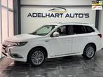 Mitsubishi Outlander 2.4 PHEV Pure+ 4WD Automaat / Panorama, Auto's, Mitsubishi, Automaat, Zwart, 4 cilinders, 1865 kg